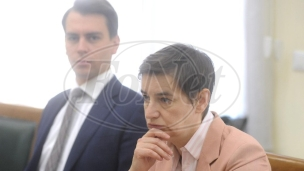 Brnabić: Ne zna Savo ništa